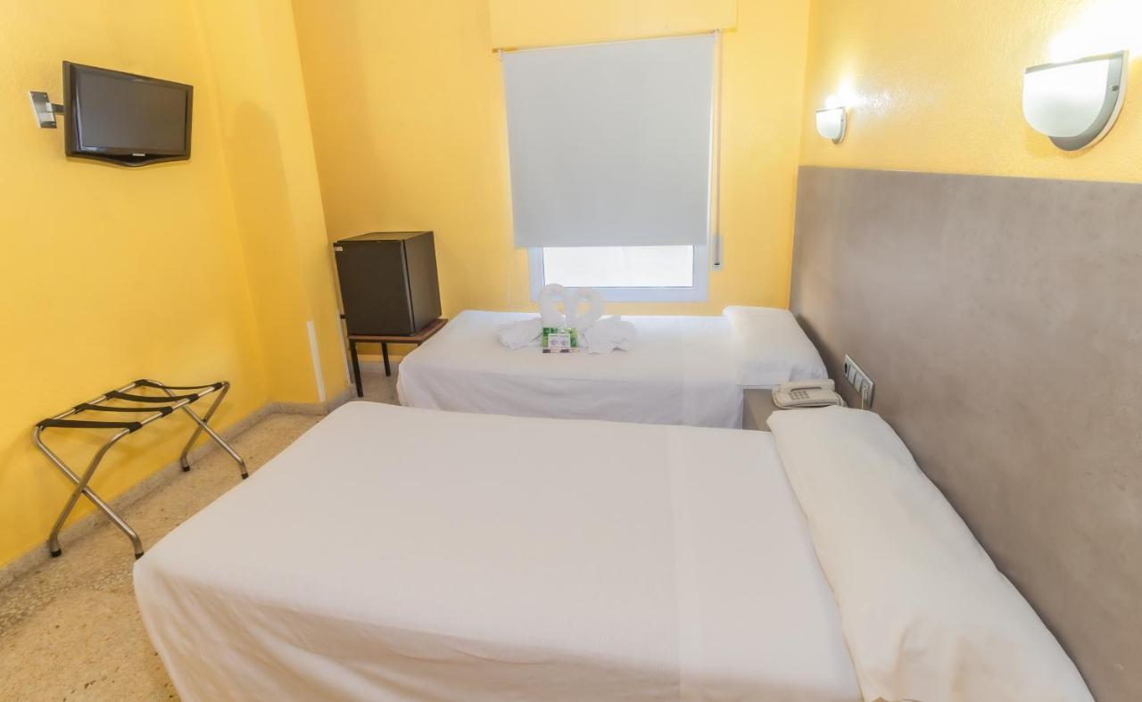 Hotel Universal Мурсия Экстерьер фото